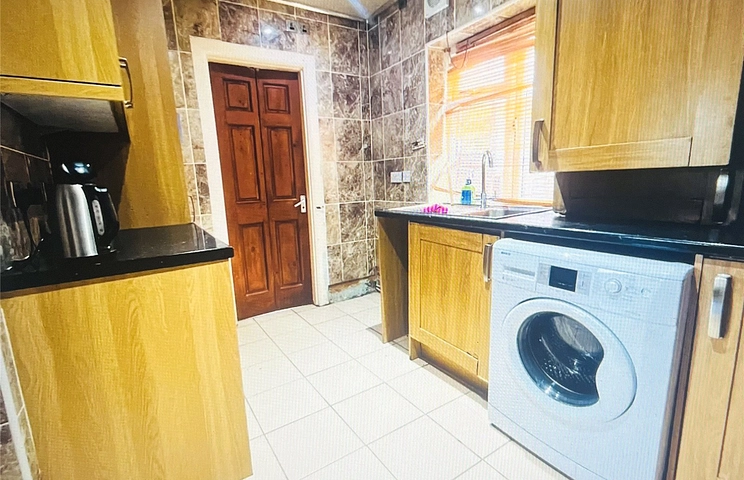 3 bedroom house to rent - Scott Hall Road, LS7