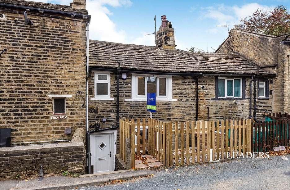 2 bedroom cottage to rent - Roper Green, Halifax, West Yorkshire, HX2 - Property View 1