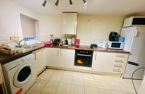 1 bedroom property to rent - Birkhouse Lane, Paddock, HD1 - Property View 2