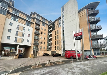 2 bedroom apartment to rent - Balmoral Place, 2 Bowman Lane, Leeds, LS10 - Property View 1