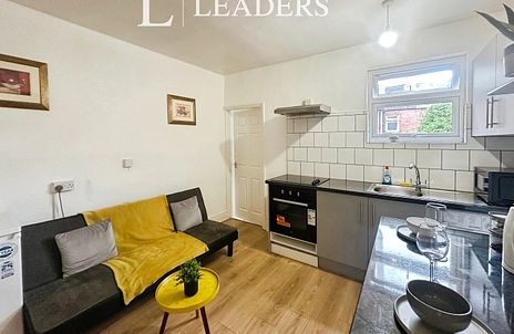 apartment to rent - Latimer Street, Leicester, LE3 - Property View 3