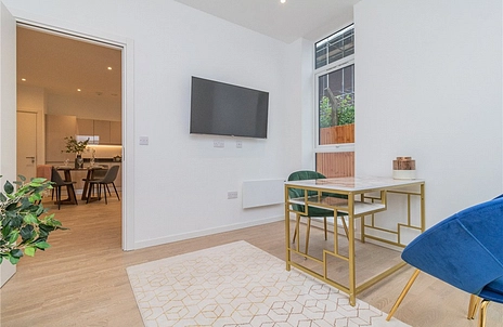 2 bedroom apartment for sale - Albert Drive, Sheerwater, Woking, GU21 - Property View 3