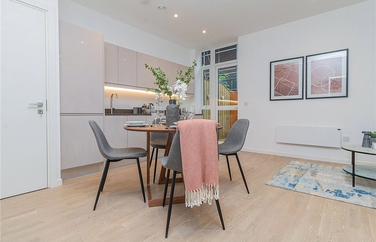 1 bedroom apartment for sale - Albert Drive, Sheerwater, Woking, GU21