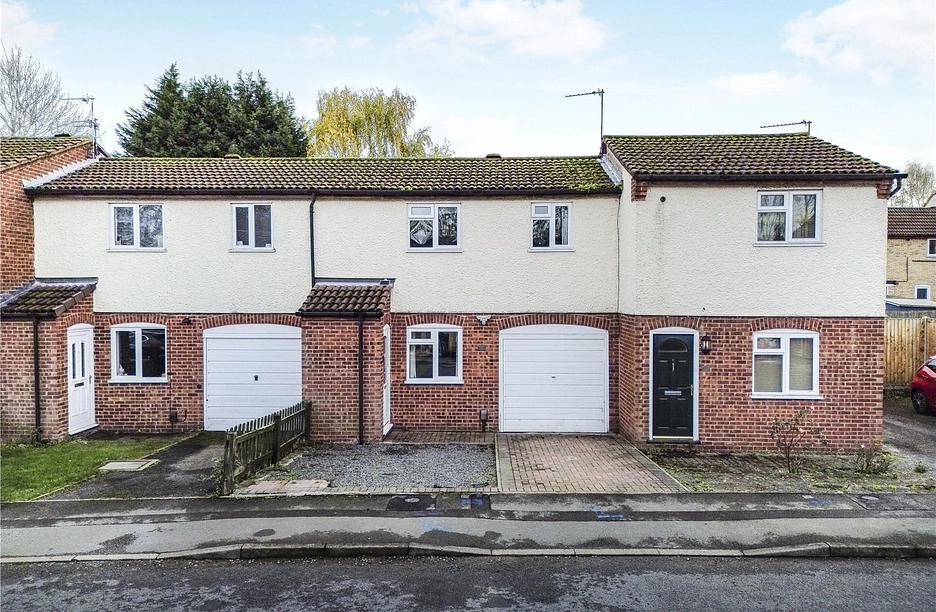2 bedroom townhouse for sale - Belmont Way, Loughborough, Leicestershire, LE11 - Property View 1