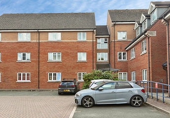 2 bedroom apartment for sale - Holland Close, Loughborough, Leicestershire, LE11 - Property View 1