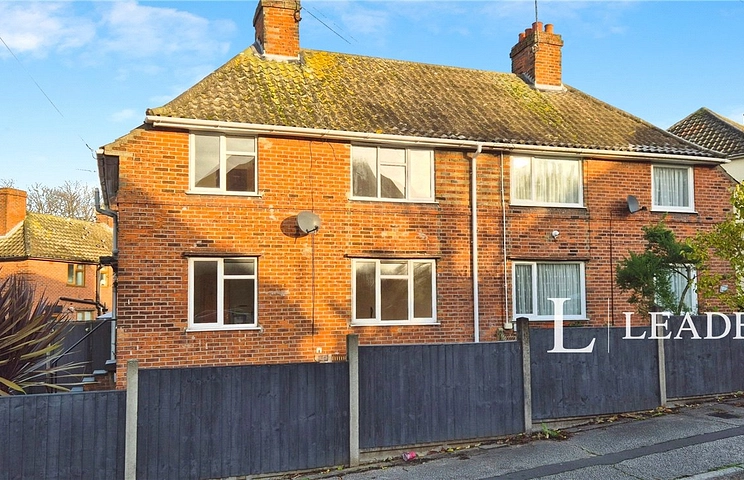 house to rent - Hill Road, Lowestoft, Suffolk, NR32