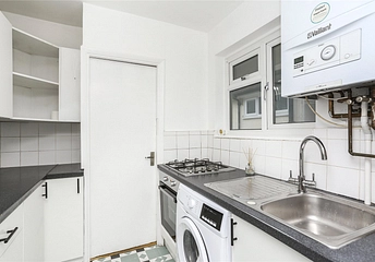 2 bedroom house to rent - Moremead Road, London, SE6 - Property View 1