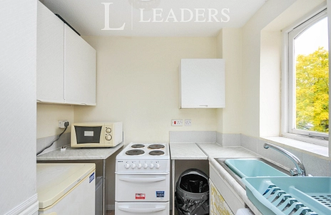 1 bedroom apartment to rent - Armoury Road, London, SE8 - Property View 2