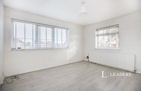 2 bedroom maisonette to rent - Chapel Court, Murcott Road East, Whitnash, CV31 - Property View 3