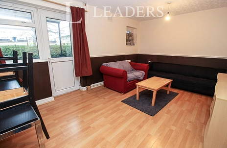 3 bedroom property to rent - Kennedy Square, Leamington Spa, CV32 - Property View 3