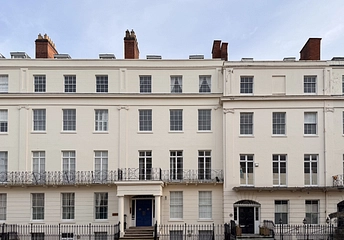 2 bedroom apartment to rent - William House, 3 Parade, Leamington Spa, CV32 - Property View 1