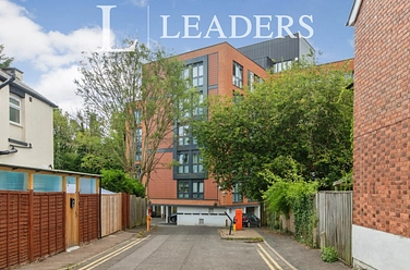 2 bedroom apartment to rent - Vista House, Lincoln Road, Dorking, RH4