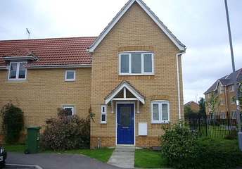 2 bedroom house to rent - Morgan Close, Luton, Bedfordshire, LU4 - Property View 1