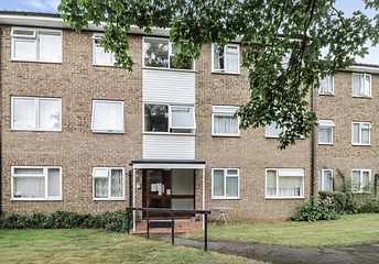 2 bedroom apartment to rent - The Shires, Old Bedford Road, Luton, Bedfordshire, LU2 - Property View 1