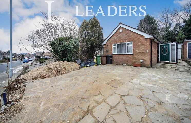 3 bedroom bungalow to rent - Deep Denes, Luton, LU2