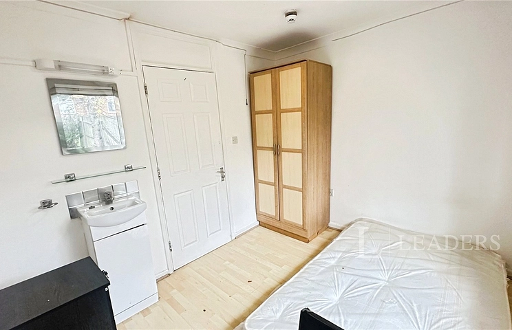 5 bedroom house to rent - Brendon Avenue, Luton, Bedfordshire, LU2