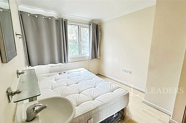 5 bedroom house to rent - Brendon Avenue, Luton, Bedfordshire, LU2