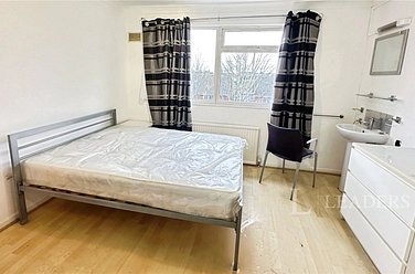 5 bedroom house to rent - Brendon Avenue, Luton, Bedfordshire, LU2