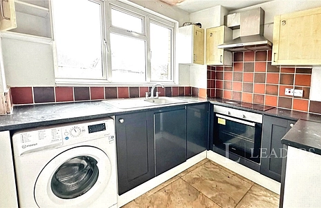 5 bedroom house to rent - Brendon Avenue, Luton, Bedfordshire, LU2 - Property View 3