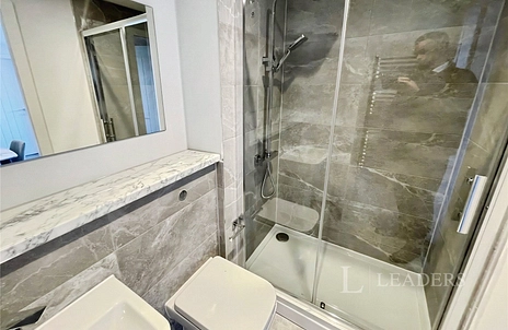 apartment to rent - Castle Street, Luton, Bedfordshire, LU1 - Property View 3