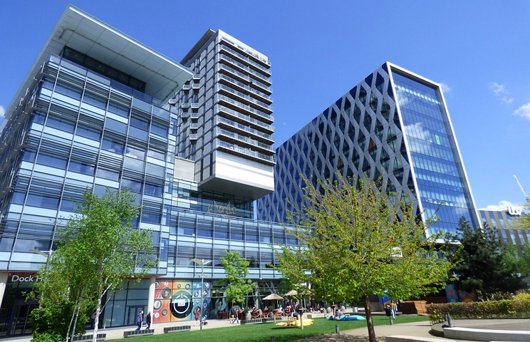 2 bedroom apartment to rent - Number One, Pink, Salford, M50