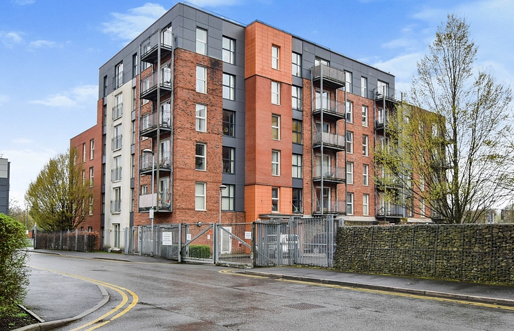 2 bedroom apartment to rent - Stillwater Drive, Manchester, M11