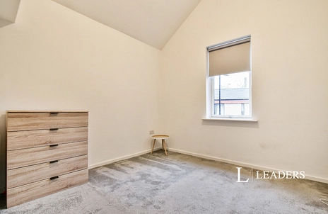 house to rent - Elisabeth Gardens, SK5 - Property View 3