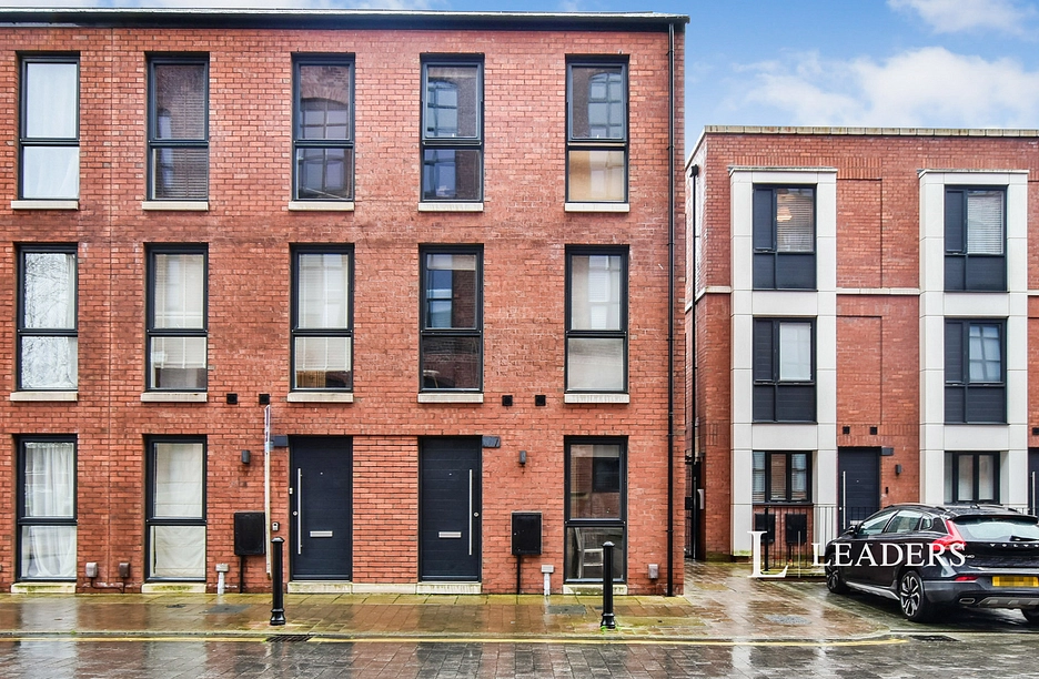 house to rent - Elisabeth Gardens, SK5 - Property View 1