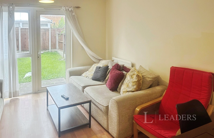 4 bedroom house to rent - Hitchen Street, M13