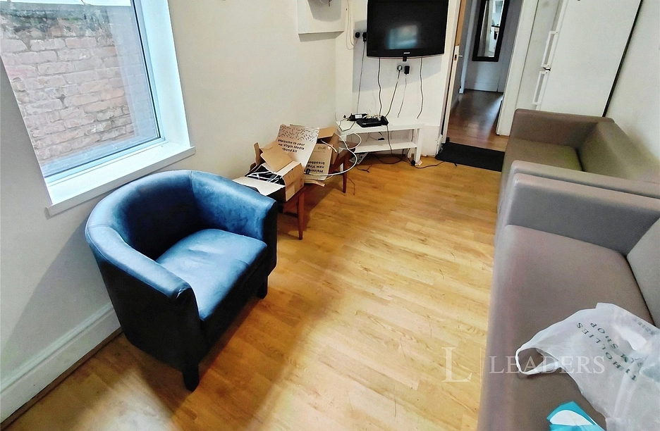 6 bedroom house to rent - Standish Road, Manchester, M14 - Property View 1