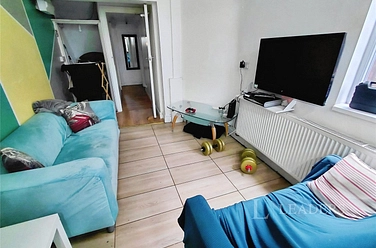 5 bedroom house to rent - Standish Road, Manchester, M14