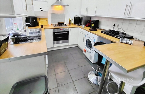 5 bedroom house to rent - Standish Road, Manchester, M14 - Property View 2