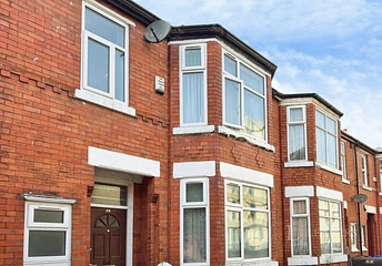 4 bedroom house to rent - Heald Grove, Manchester, M14 - Property View 1