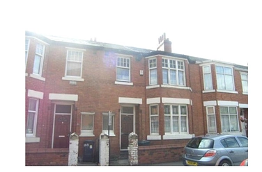 4 bedroom house to rent - Heald Grove, Manchester, M14