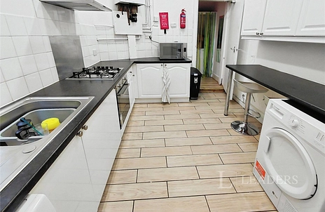 4 bedroom house to rent - Standish Road, Manchester, M14 - Property View 2