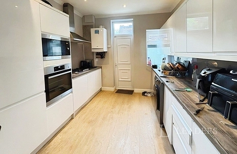 5 bedroom house to rent - Slade Lane, Manchester, M19 - Property View 3