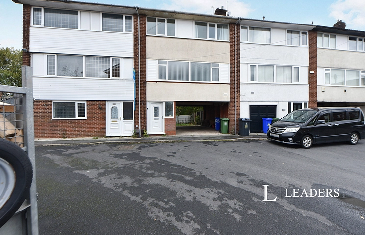 3 bedroom house to rent - Brian Avenue, Droylsden, M43