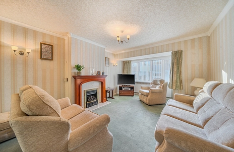 3 bedroom house for sale - Gedney Close, Shirley, Solihull, West Midlands, B90 - Property View 3