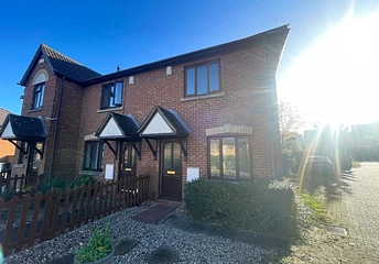 2 bedroom house to rent - Tunbridge Grove, Kents Hill, Milton Keynes, Buckinghamshire, MK7 - Property View 1