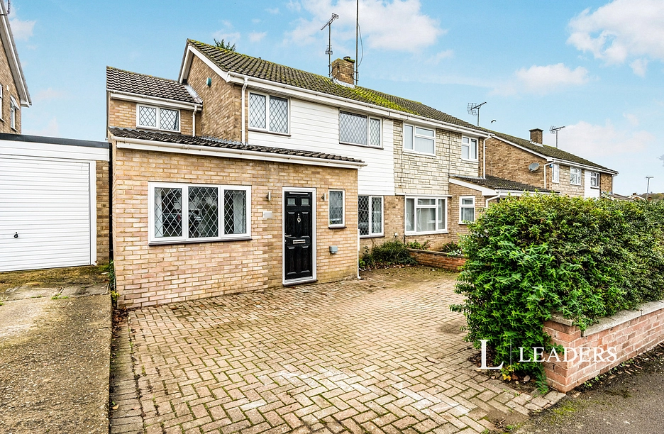 3 bedroom house to rent - Whalley Drive, Bletchley, Milton Keynes, MK3 - Property View 1