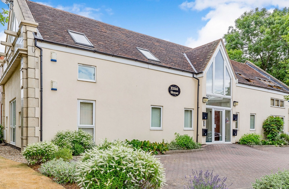 2 bedroom apartment to rent - Shenley Road, Loughton, Milton Keynes, Buckinghamshire, MK5 - Property View 1