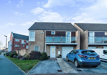 4 bedroom house to rent - Eaton Hall Crescent, Broughton, Milton Keynes, MK10 - Property View 1