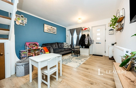 2 bedroom house to rent - Pettingrew Close, Walnut Tree, Milton Keynes, Buckinghamshire, MK7 - Property View 3