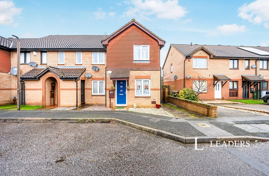 2 bedroom house to rent - Pettingrew Close, Walnut Tree, Milton Keynes, Buckinghamshire, MK7 - Property View 1
