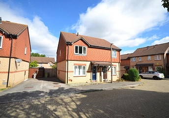3 bedroom house to rent - Pettingrew Close, Walnut Tree, Milton Keynes, Buckinghamshire, MK7 - Property View 1