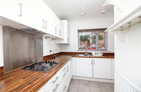 4 bedroom house for sale - Bowling Green Close, Bletchley, Milton Keynes, Buckinghamshire, MK2 - Property View 2