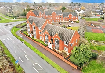 2 bedroom apartment for sale - Knaresborough Court, Bletchley, Milton Keynes, MK3 - Property View 1