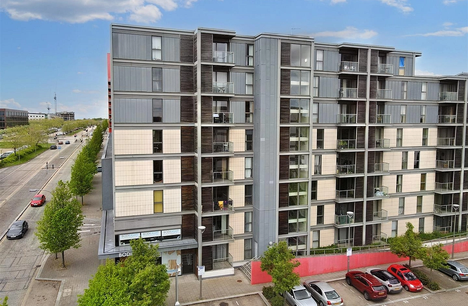 1 bedroom apartment for sale - South Row, Milton Keynes, MK9 - Property View 1