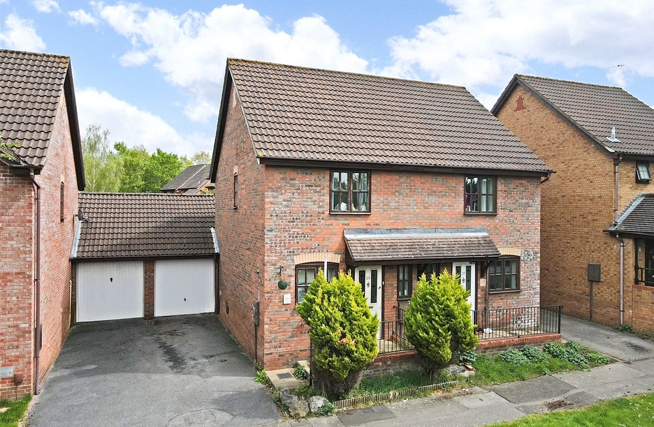 2 bedroom house for sale - Wolfscote Lane, Emerson Valley, Milton Keynes, Buckinghamshire, MK4 - Property View 1