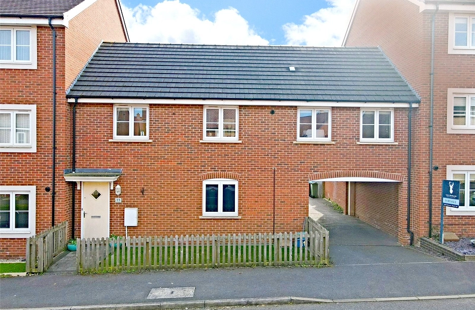 2 bedroom coach house for sale - Guyana Lane, Newton Leys, Bletchley, Milton Keynes, MK3 - Property View 1